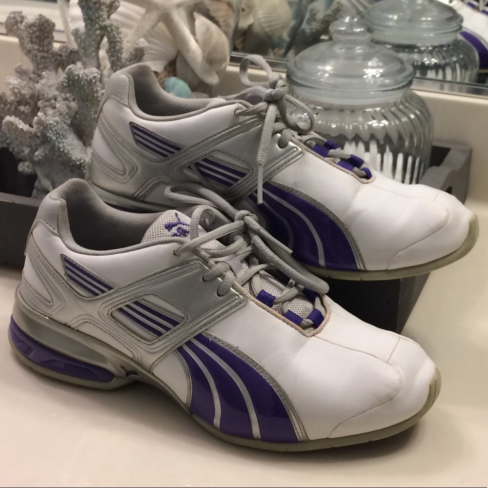 Puma sneakers size 9